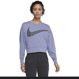 Nike Sportswear Crew Pullover Womens Active Sweatshirts